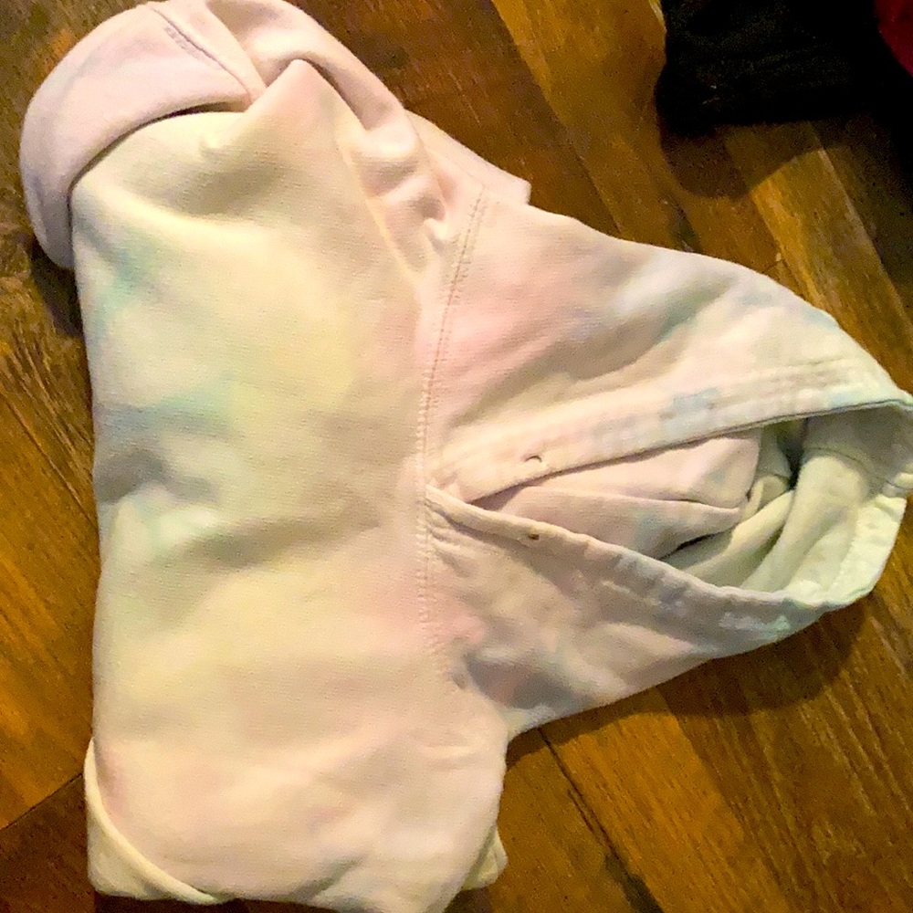 Tie dye sweat shirt with Hood but no string
